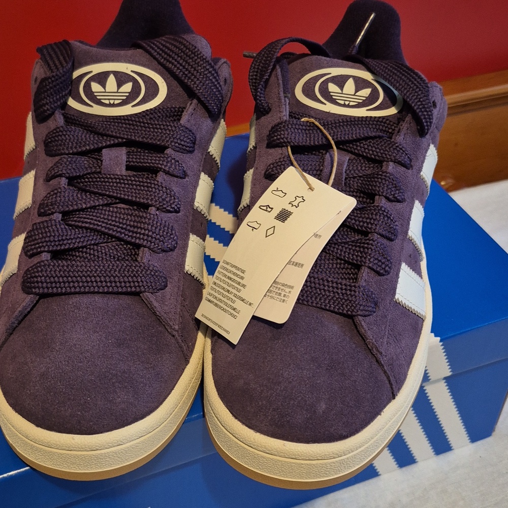 New Adidas Plum Campus 8.5 shoe